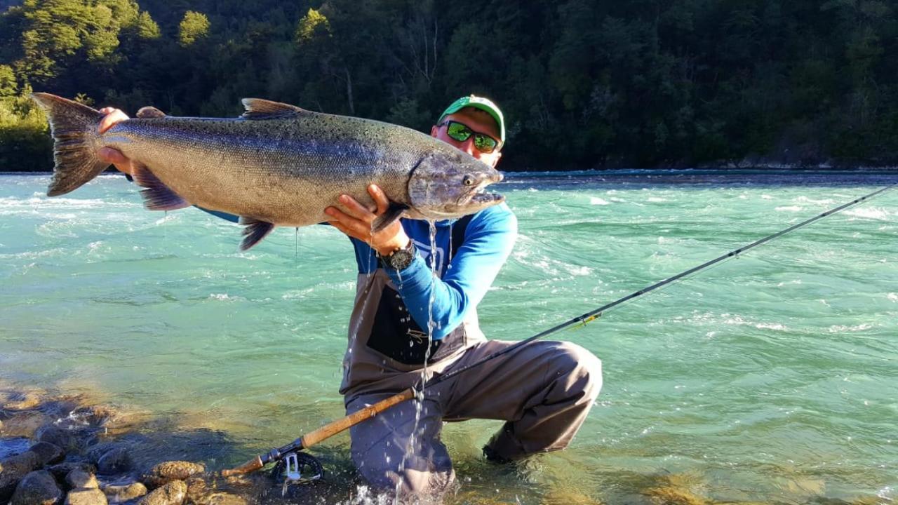 Nutrias Patagonicas Holiday home Puelo River